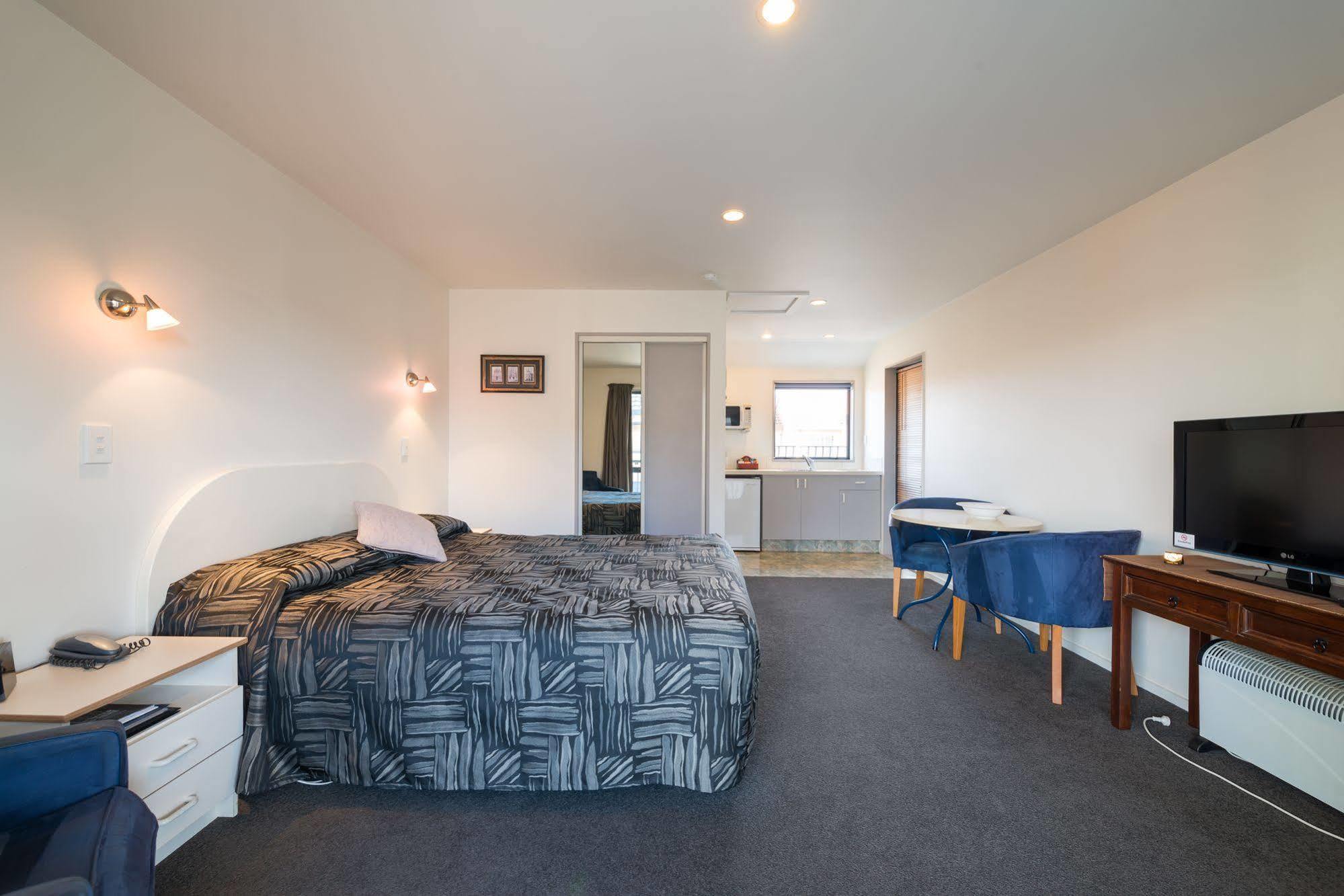 Annabelle Court Motel Christchurch Exterior photo
